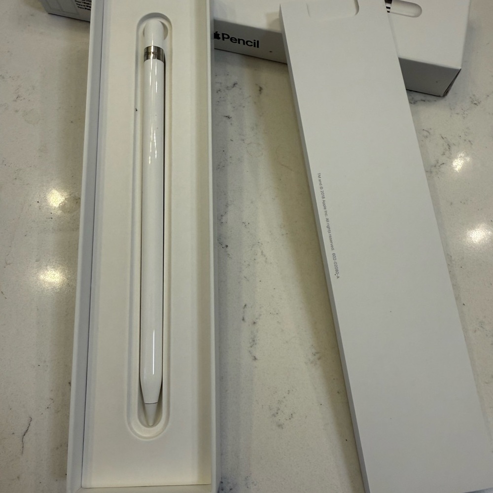 Apple Pencil first generation never used - Picture 2 of 5